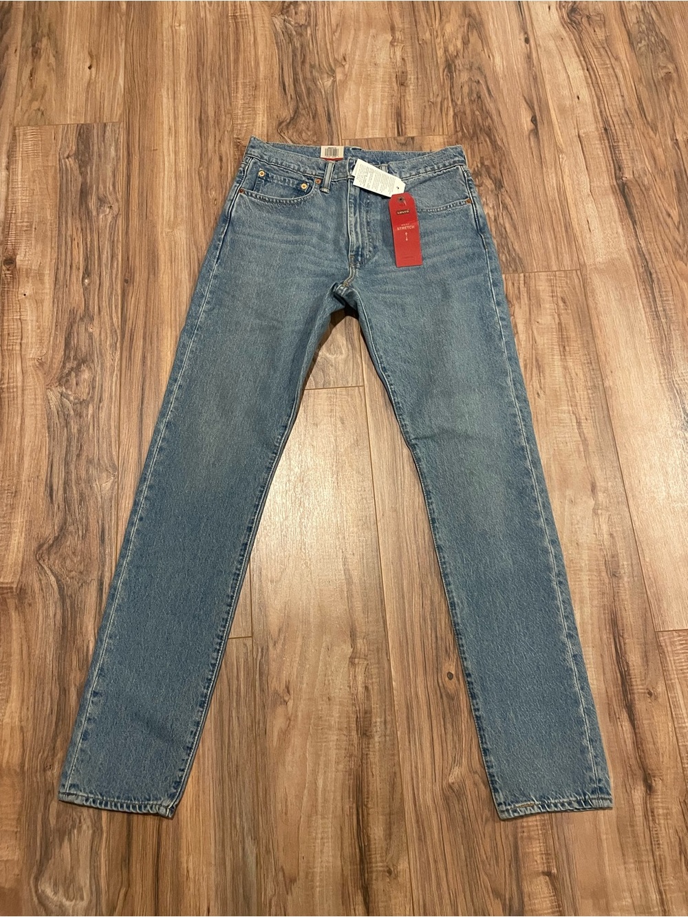 Levi's Men's Slim Taper Jeans in Medium Blue Denim